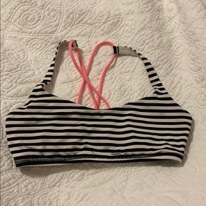 Lululemon bra size 8